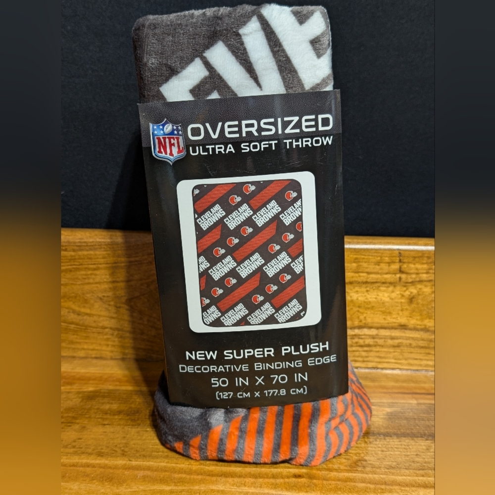 NFL Cleveland Browns Football Oversized Ultra Soft Plush Throw